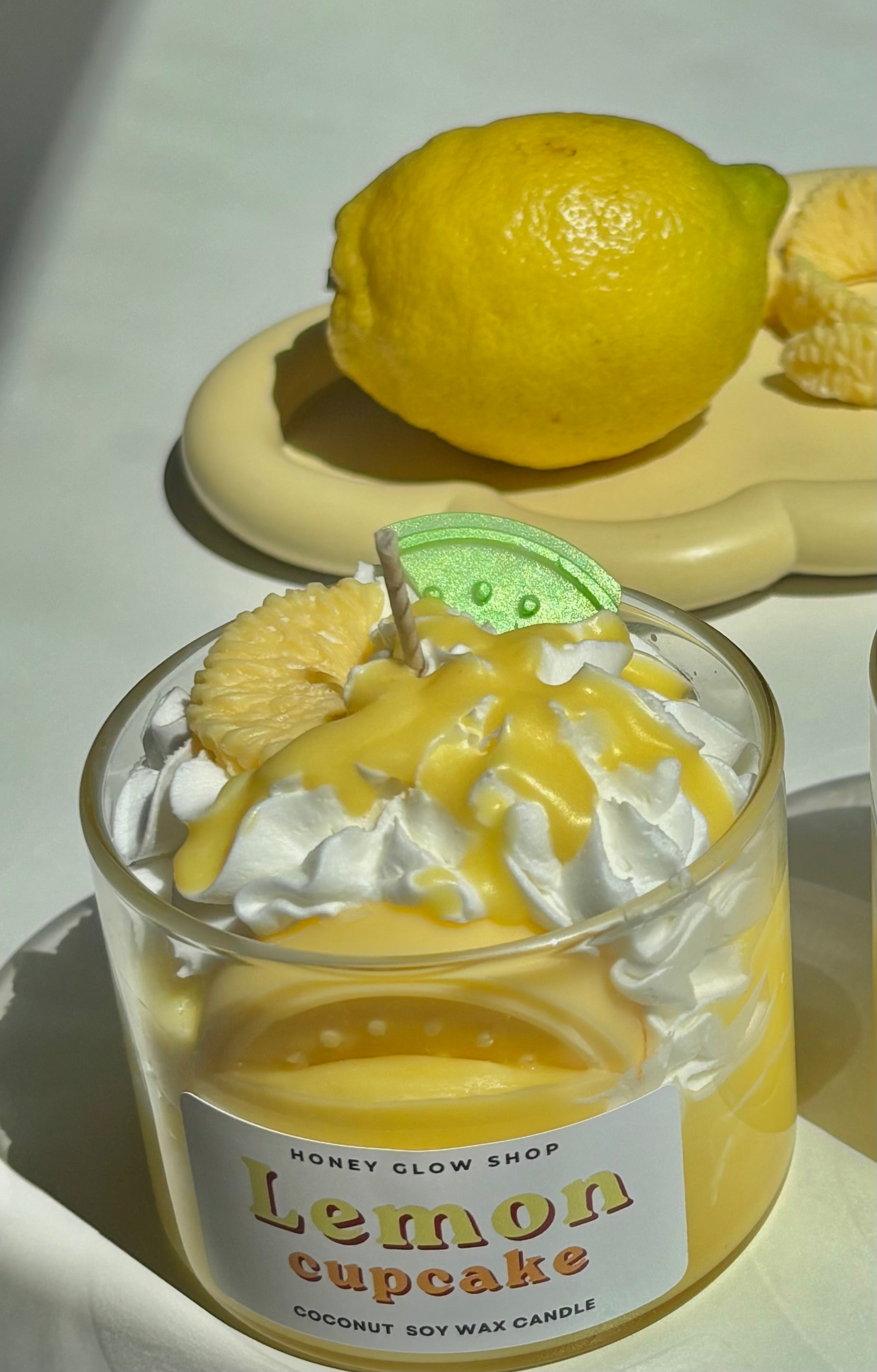 Lemon cupcake Candle